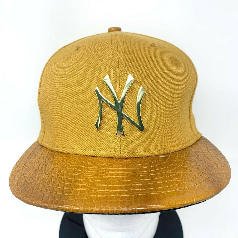 NEW ERA Men’s NEW YORK YANKEES Strapback Hat Cap